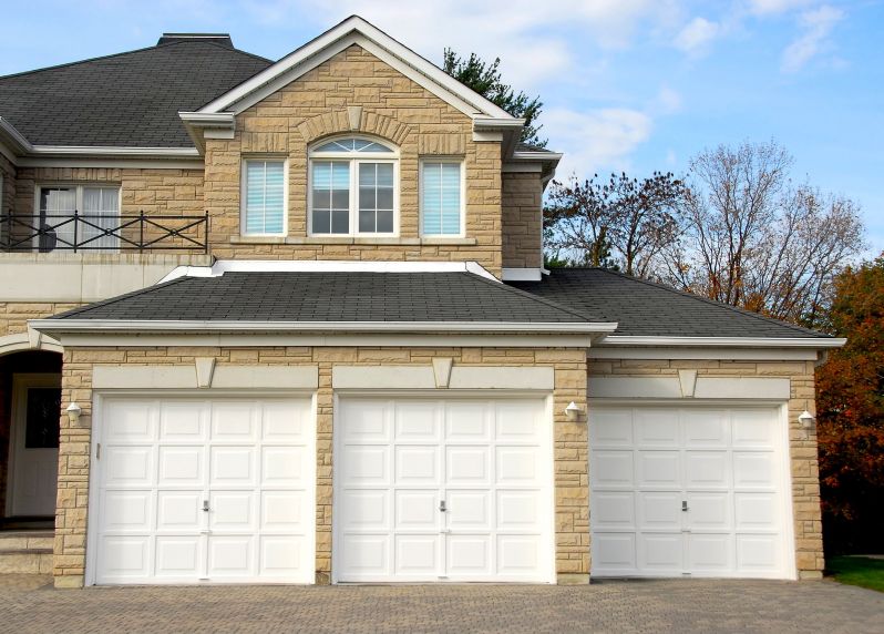 Install and Upgrade: Garage Door Installation in Berwyn with a Fresh Idea