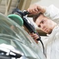 Benefits of Hiring Professionals for Auto Glass Repair in Silver Spring, MD