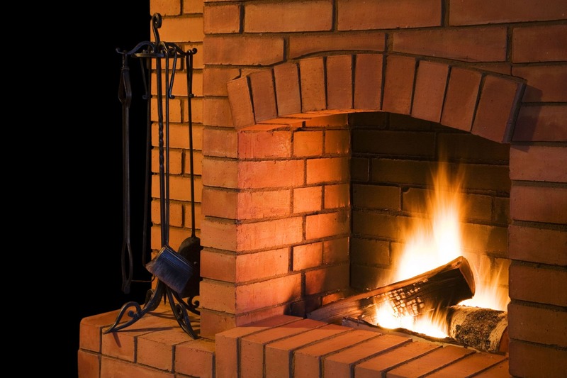 Using A Gas Fireplace Maintenance Company To Help With Fireplace Safety