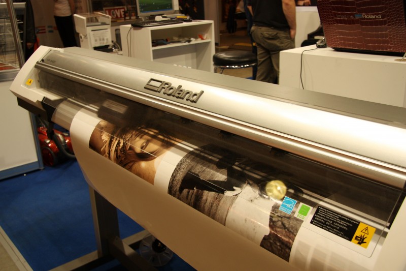 How Can A Printing Shop In Fullerton Contribute To Small Business’s Marketing?