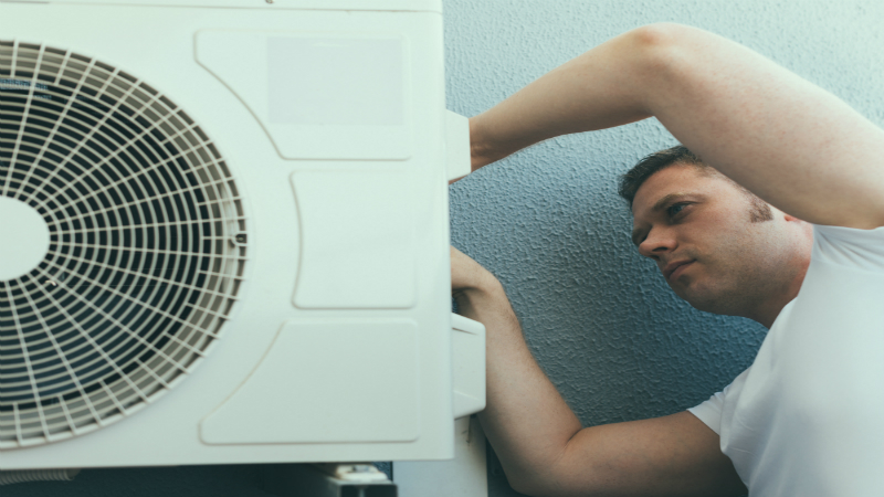 How Hiring a Heating Company in Chicago, IL Can Benefit a Homeowner