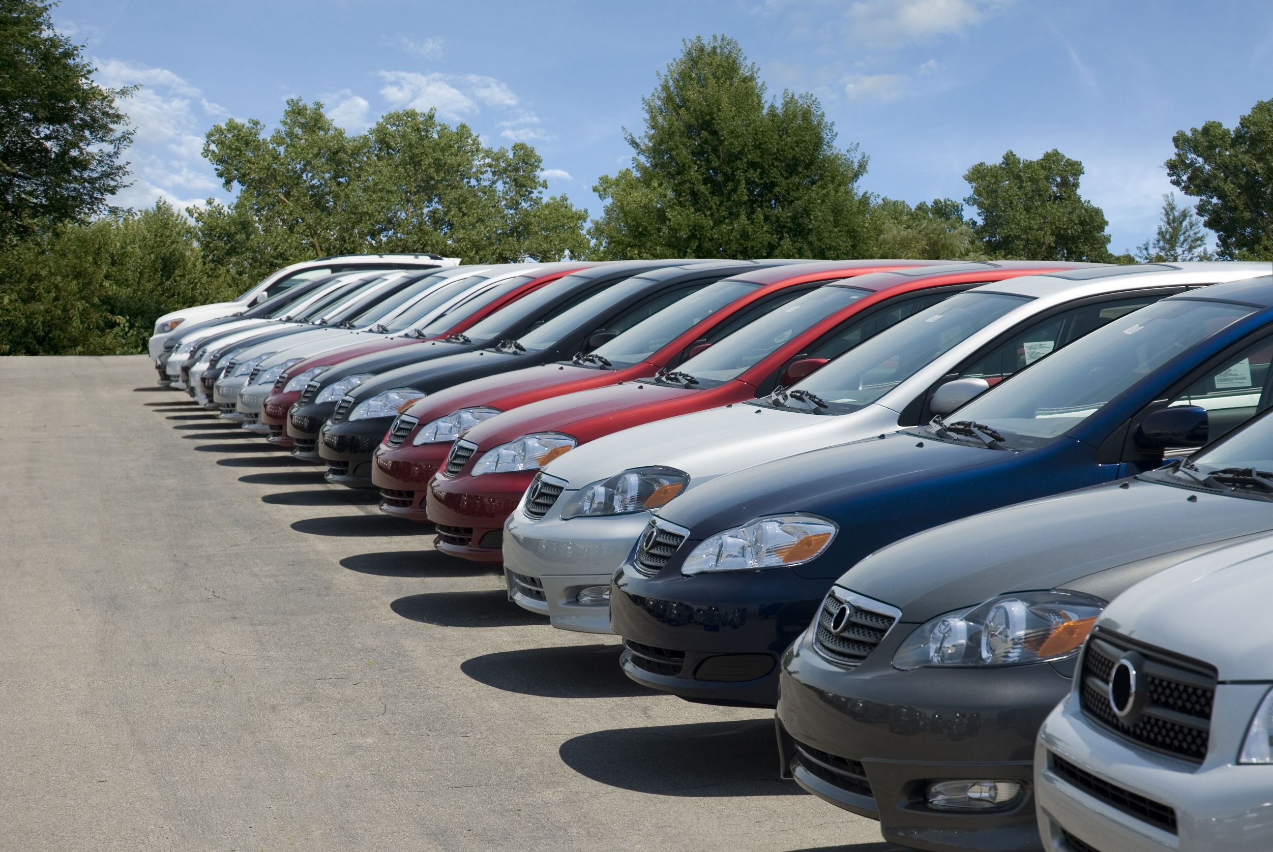 Reasons to Buy a Used Car vs. a New Car