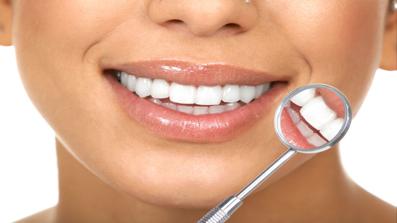 Reasons to Consider Porcelain Veneers in New York