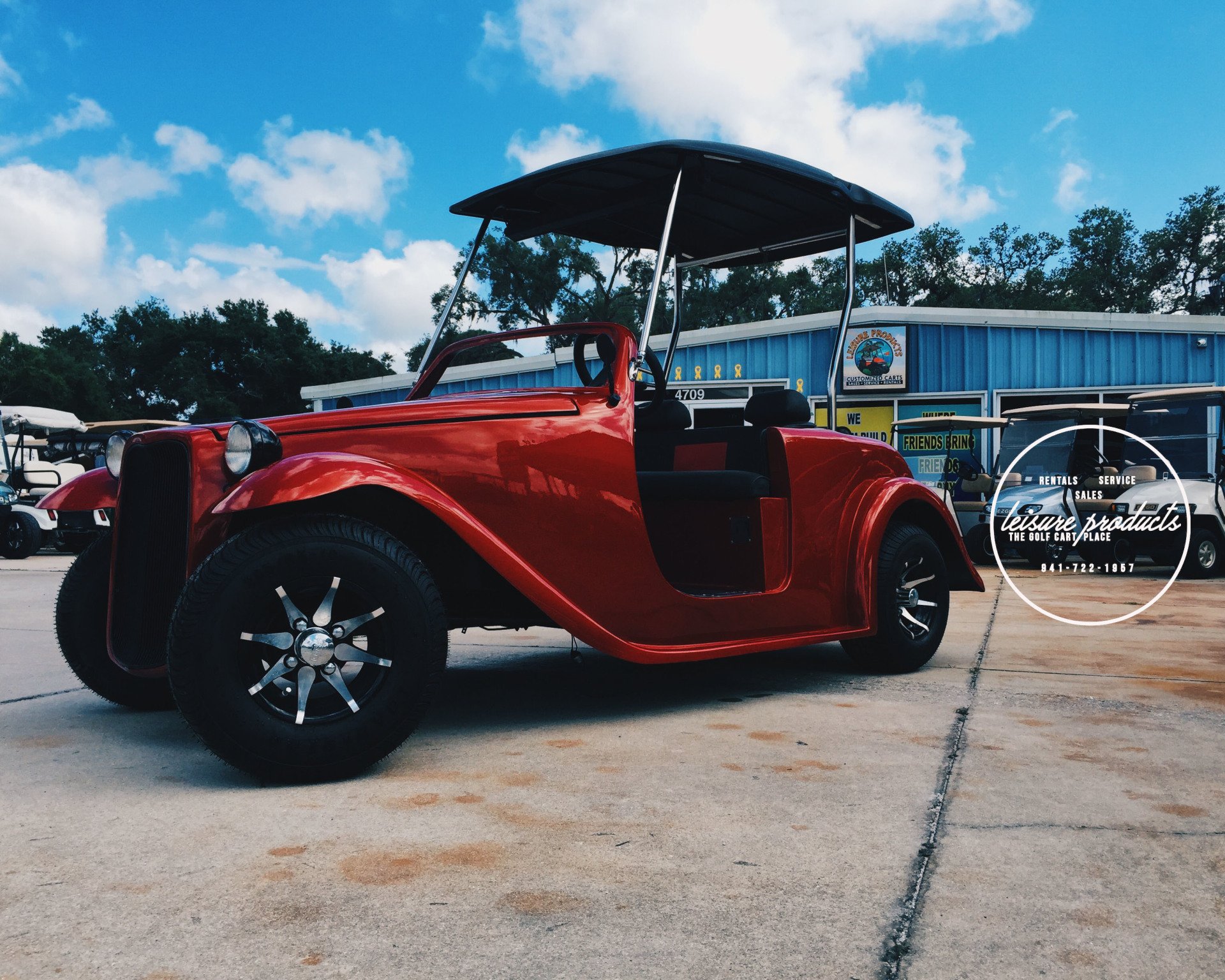 Talk to a Golf Cart Dealer in Sun City Center About a Customized Cart