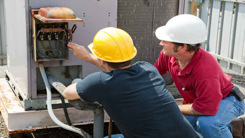 4 Tips For Choosing Commercial HVAC Repair Services