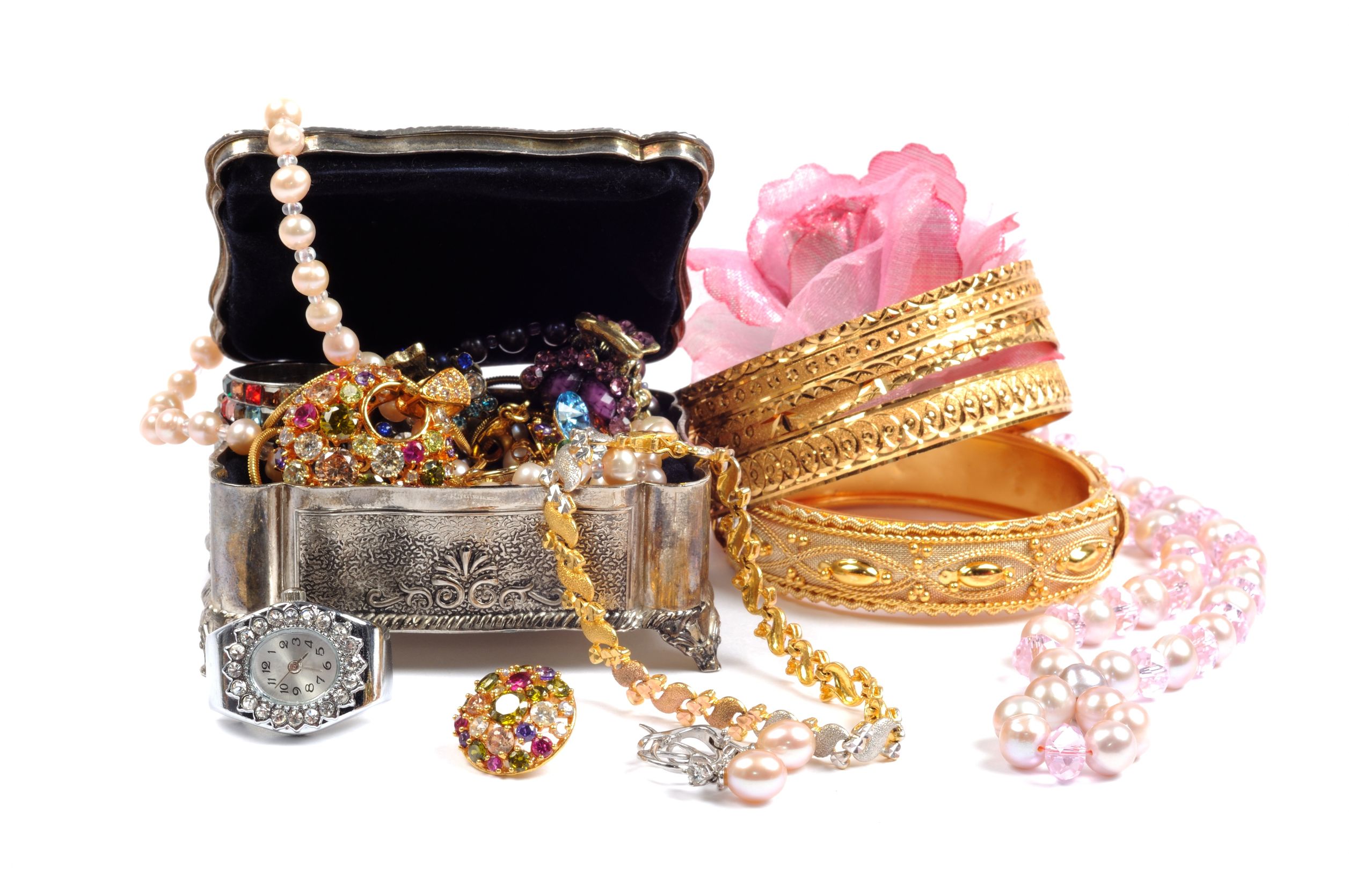 Acquire Fantastic Jewelry in Corona, CA