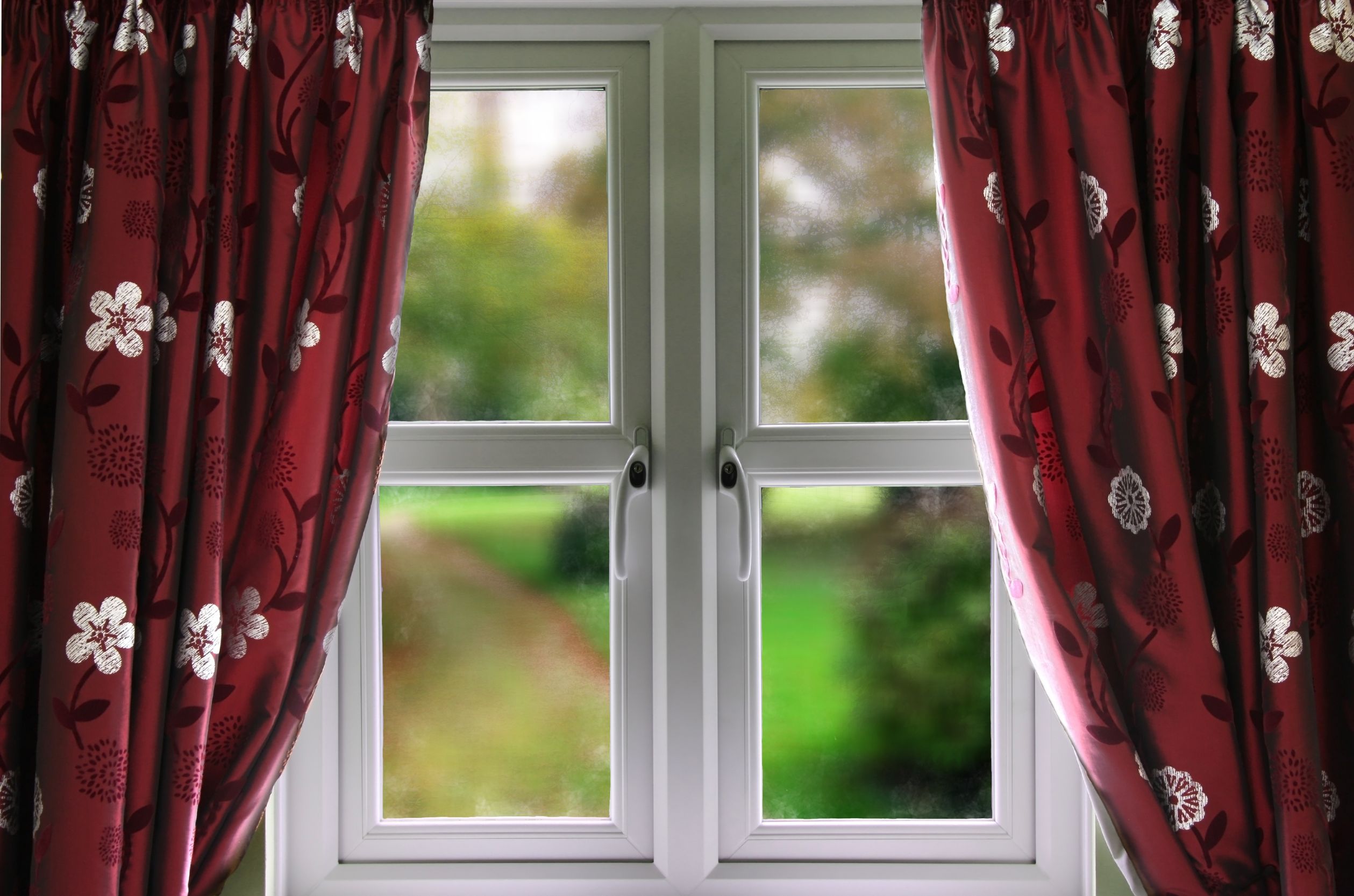 Interior Window Curtains in Bradenton FL for Style and Comfort