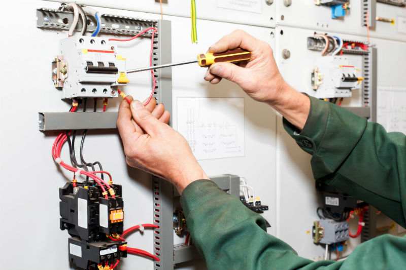 3 Reasons Why Homeowners Rely on Professional Electricians in Rockford, IL