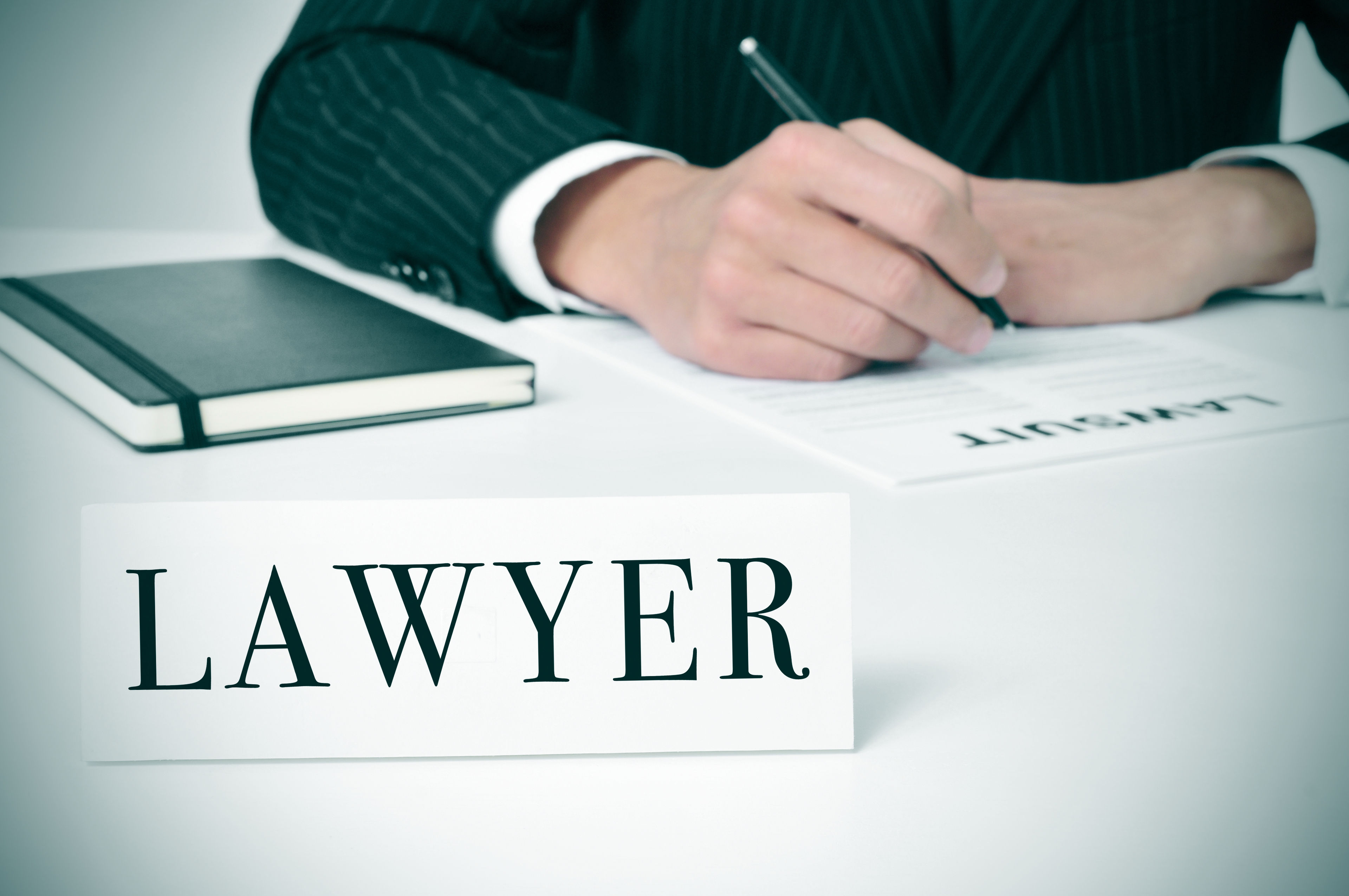 Reasons to Hire an Online Lawyer in Regina