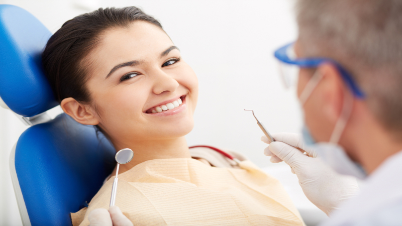 How to Find the Right Cosmetic Dentist in Sugar Land