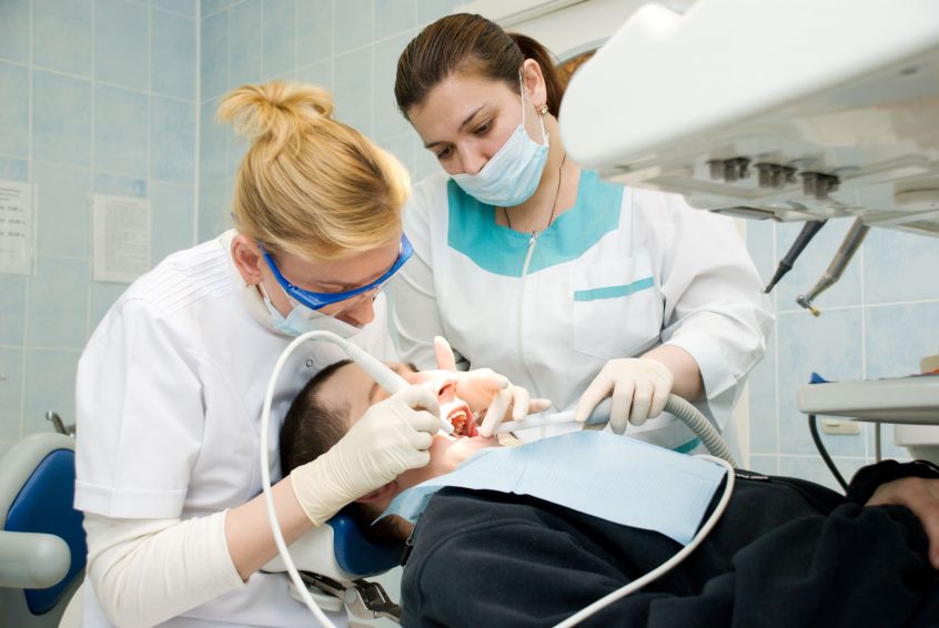 Satisfy Your Family’s Dental Needs at This Kansas City Dental Practice