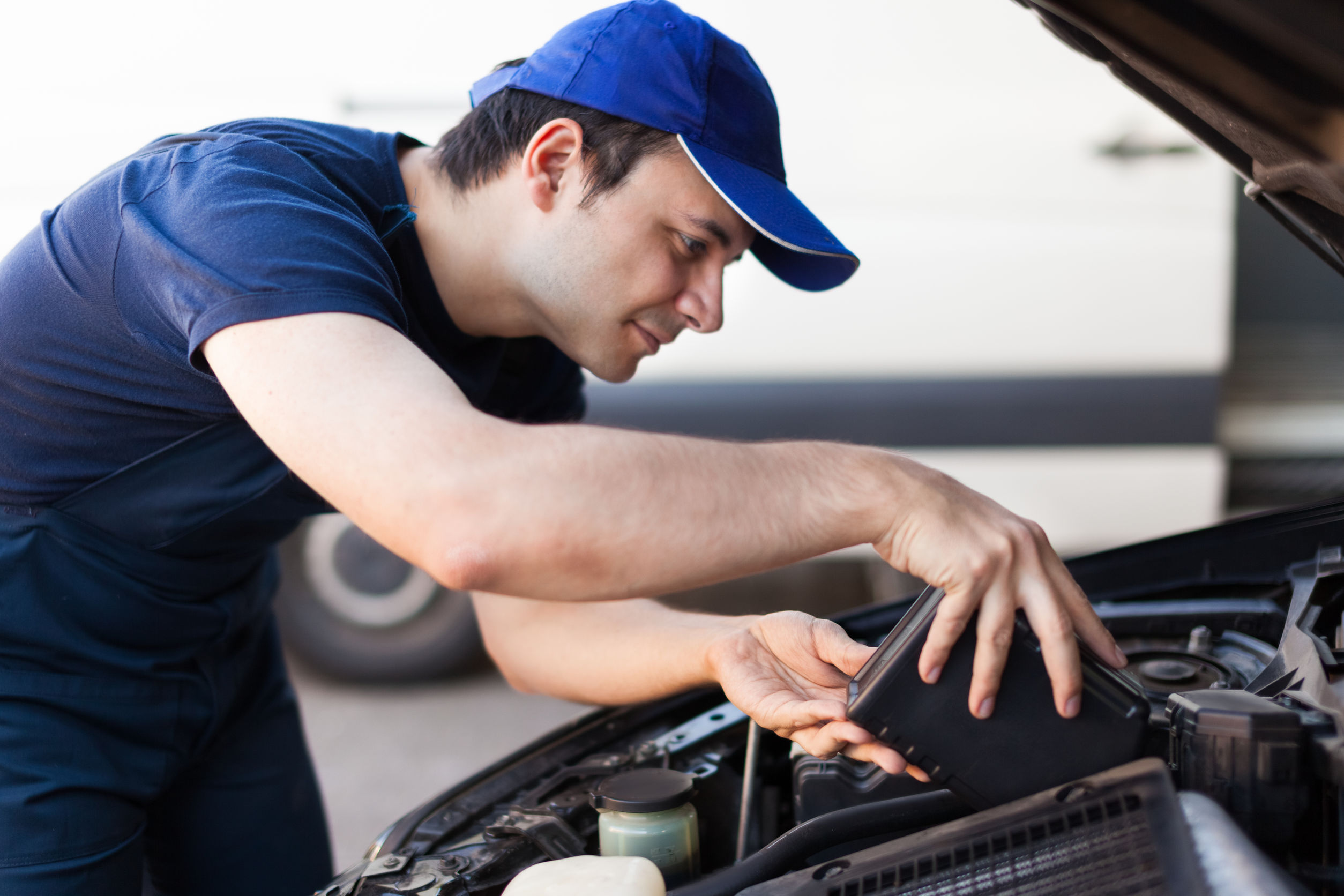 Learn How to Get the Best Jacksonville Oil Change Possible for Your Vehicle