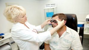 Finding the Best Doctor for Eyelid Surgery at a Cosmetic Center in Jacksonville, FL