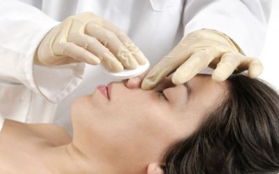 How to Choose a Doctor for a Minimally Invasive Face Lift